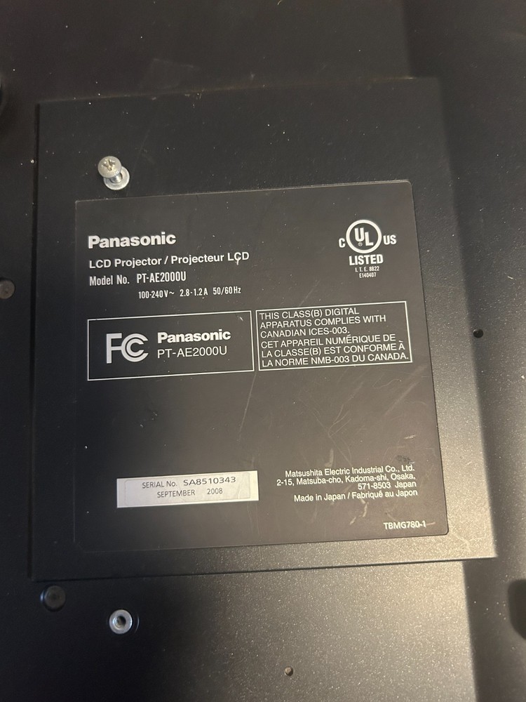 Panasonic Projector 1080p PT-AE2000U & Mount & Remote