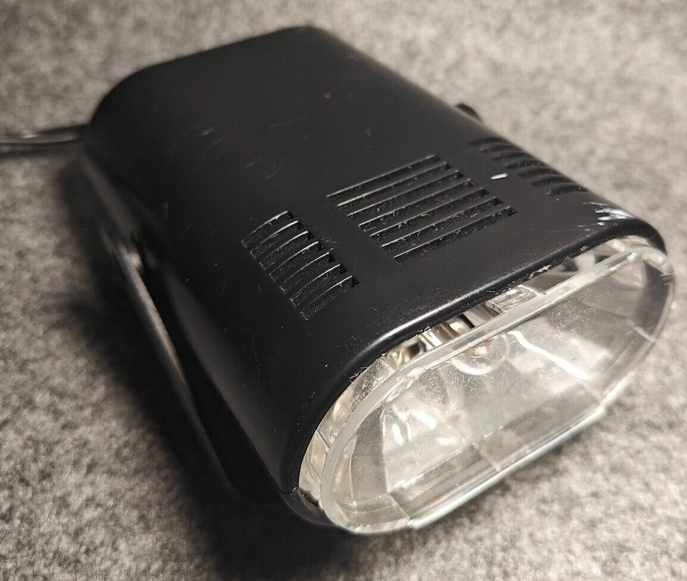 Compact Luma Strobe Light Model 1826 Black Plug-In Spotlight – Preowned