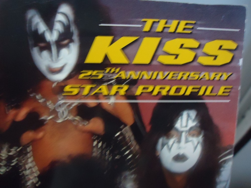 Kiss 25th Anniversary Star Profile audio documentary CD w/100-page picture book