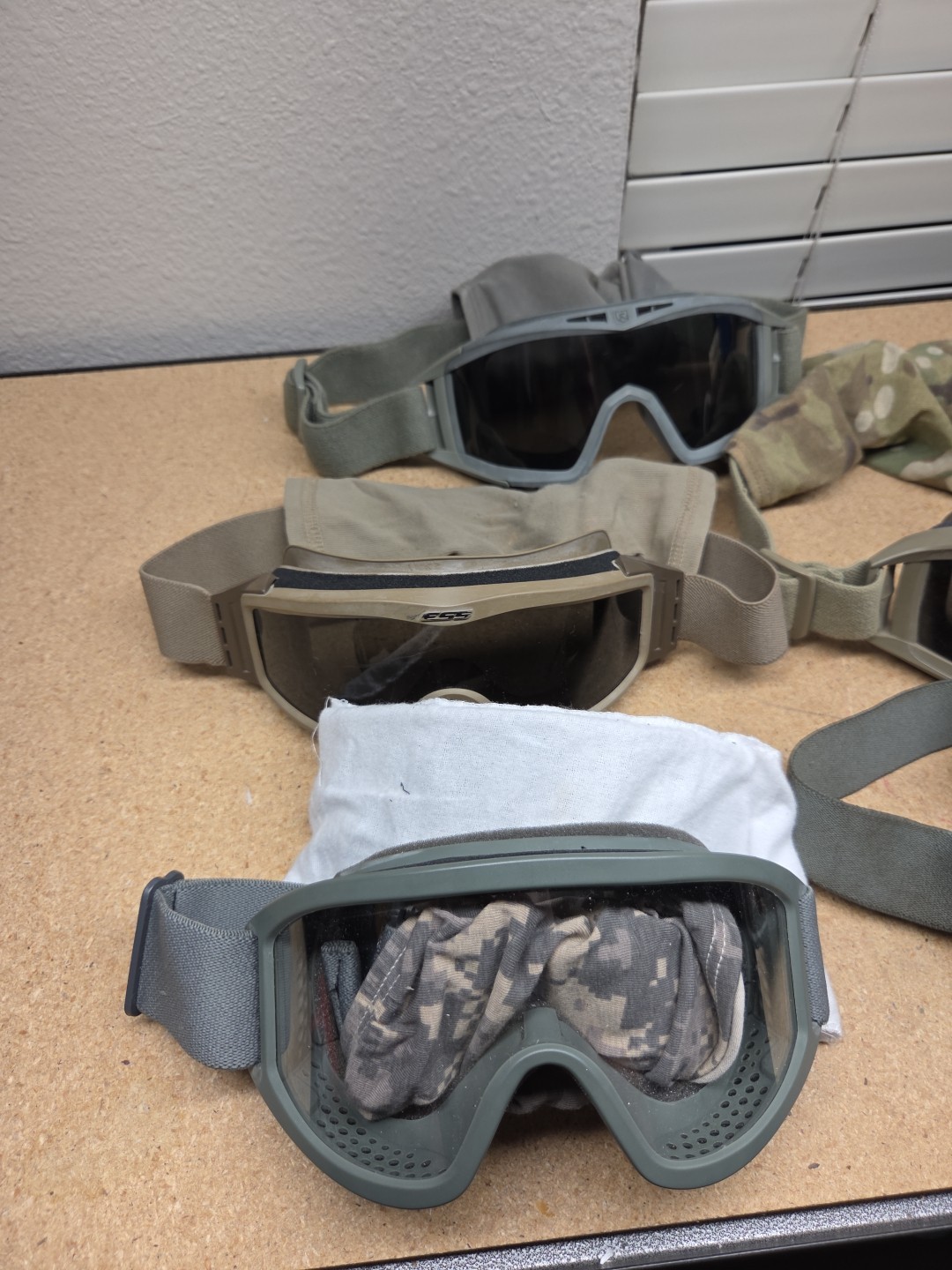 5x Revision ESS Military Desert Locust Tactical Goggles USGI SURPLUS LOT OF 5