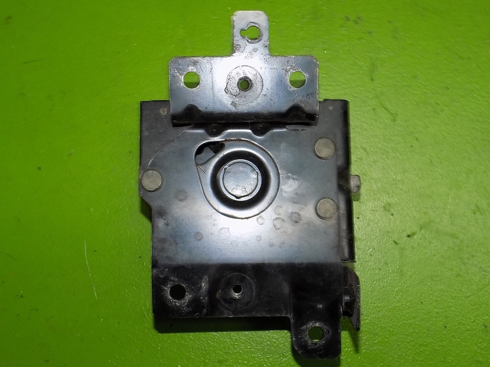 91-94 3000GT Stealth cruise control accelerator junction box