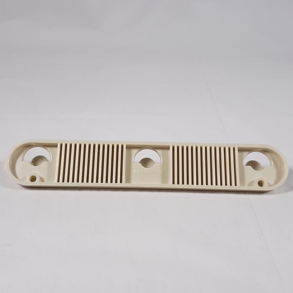 Tupperware Small Plastic 3 Hook