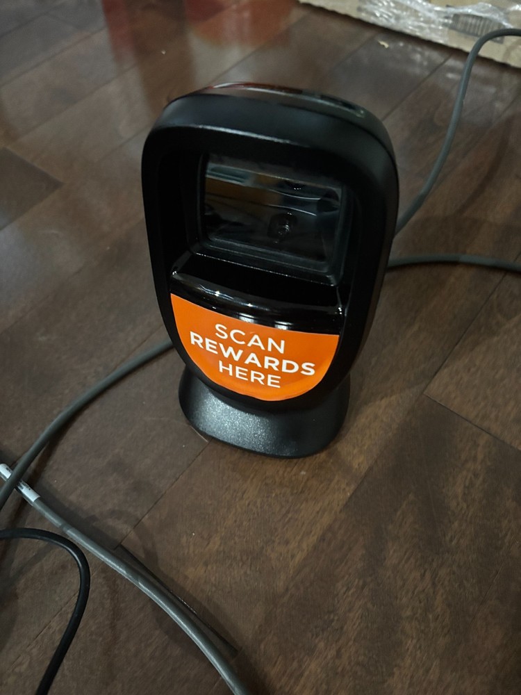 Toast POS System: 2 Touchscreen terminals, 1 card reader, 1 printer, 1 scanner