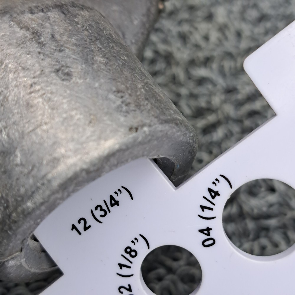 Rosemount Connection Head 79-325-2 1/2" & 3/4" NPT