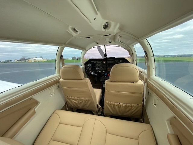 Mooney complete leather interior
