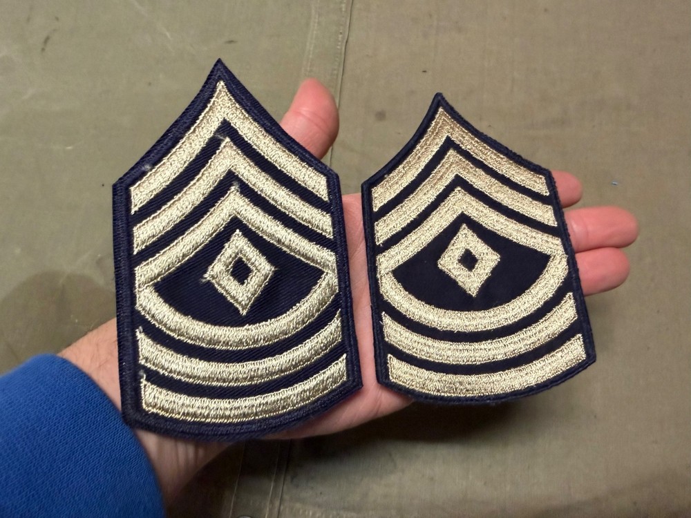 ORIGINAL WWII US ARMY NCO 1st SERGEANT JACKET INSIGNIA CHEVRONS