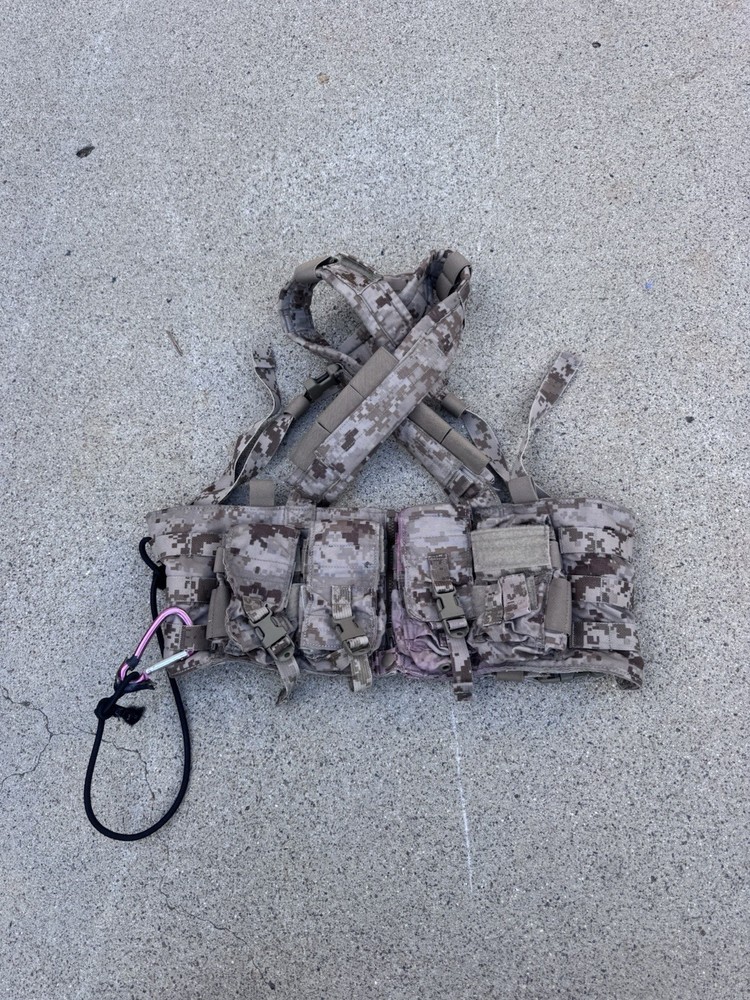 Eagle Industries Split Zip MPCR V2 AOR1 Multi-Purpose Chest Rig