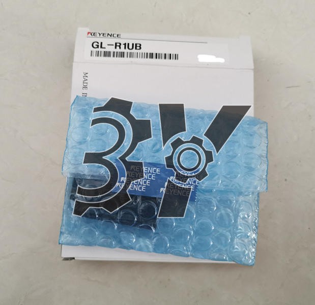 One New Keyence GL-R1UB Interface Unit - Light Curtain Adapter