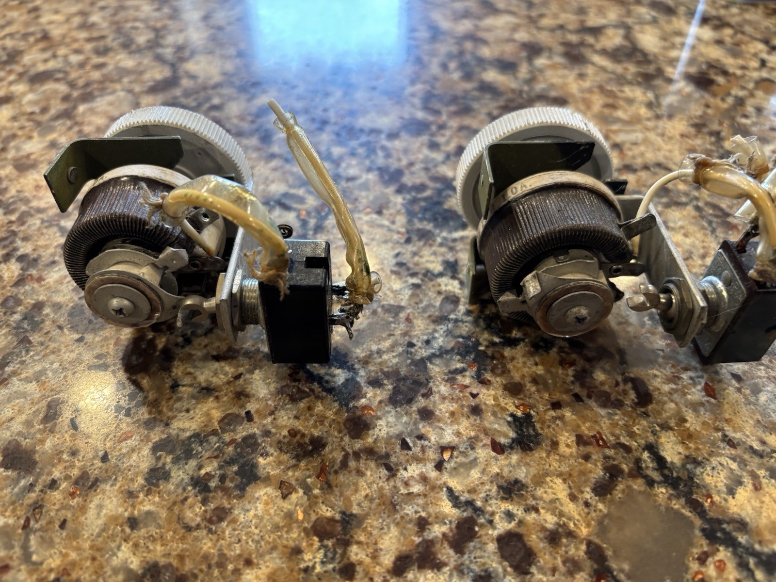 Piper Cherokee Nav Lights Dimmer Switches