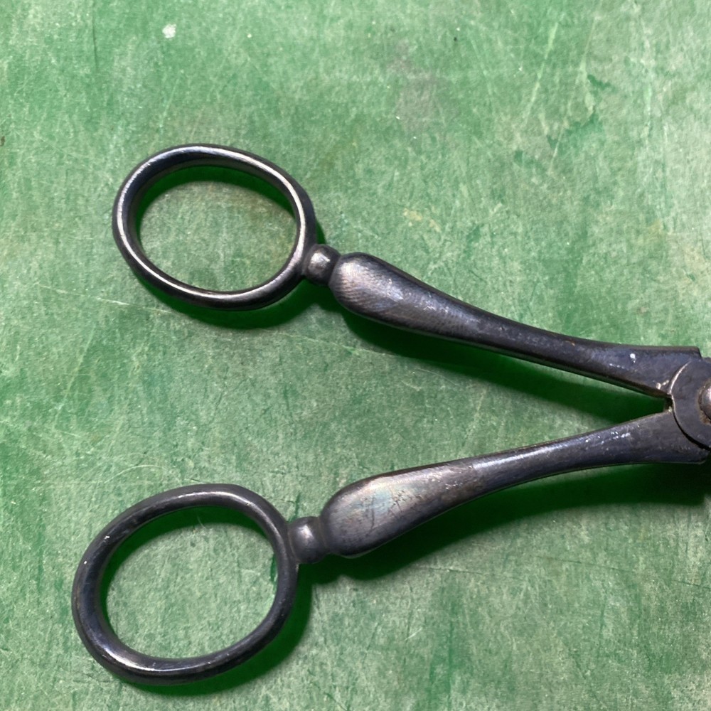 COOPER BROS & SONS Silverplate BIRDCLAW SALAD TONGS 8.5" Sheffield, England