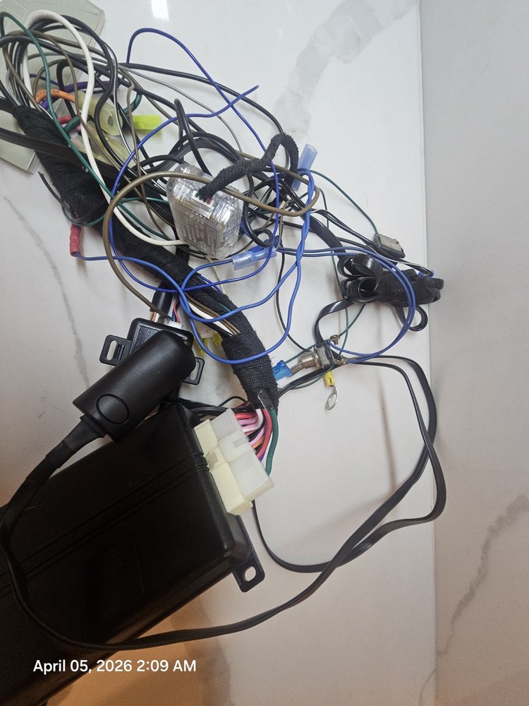 Python 5706P 5706V Alarm System Viper Remote Start Used Good Condition W/ Siren