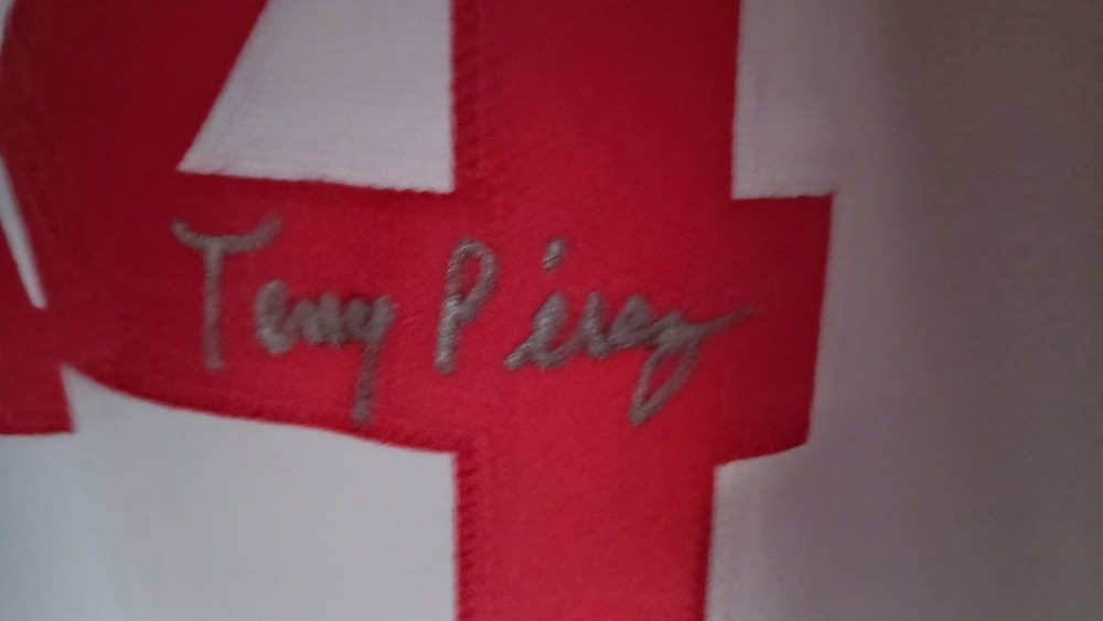 Tony Perez Cincinnati Reds Autographed Jersey
