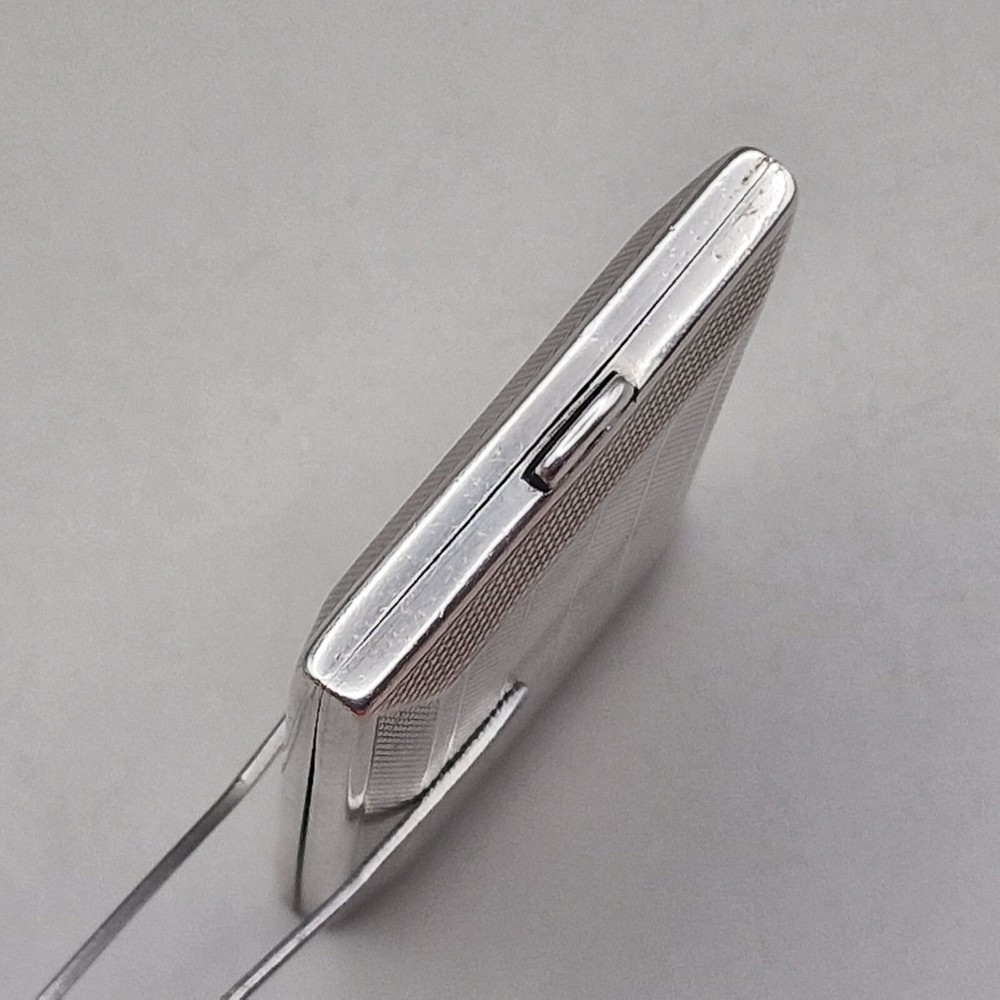 Sterling Silver Engine Turned Matchbook Case by William Neale 1925
