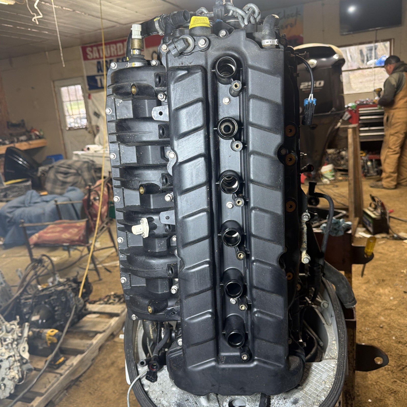 Mercury Verado 200-275HP Freshwater Powerhead L6 2005-2007 Running Take Off