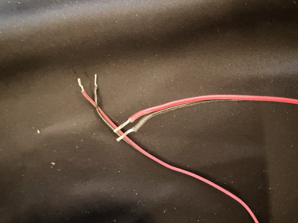 Innovative Technology ITCDS-5000 FM Stereo Receiver/CD/Bluetooth - Untested