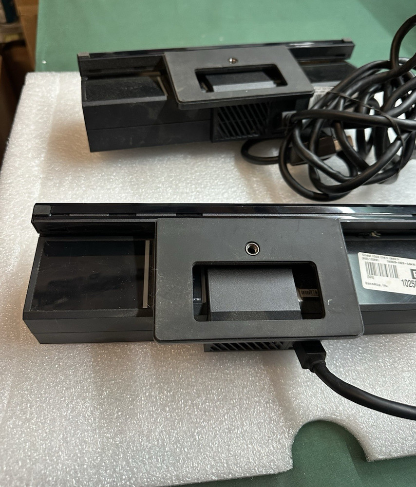 Kinect Xbox One Model 1520 OEM Sensor Camera. USED