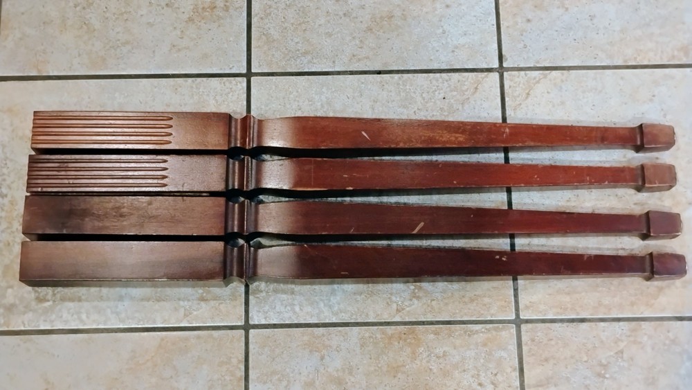 Singer #40 Sewing machine cabinet replacement legs