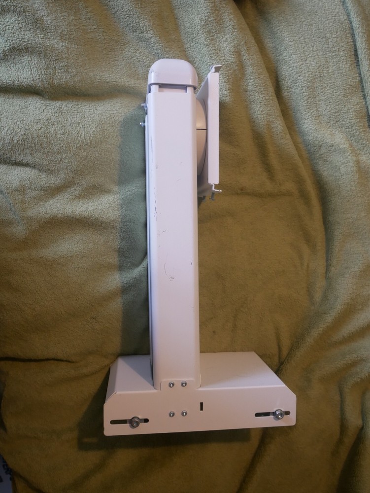 BenQ WM04G4 original projector wall mount, white