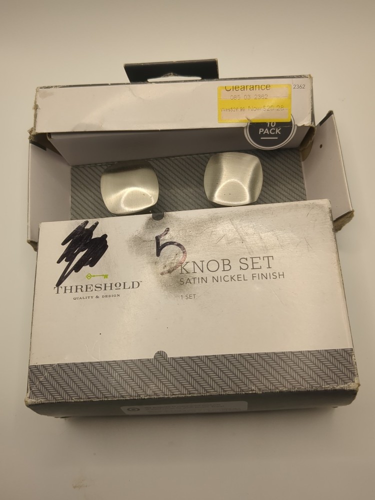 Threshold Square Satin Nickel Cabinet Knobs   10 Pack NIB