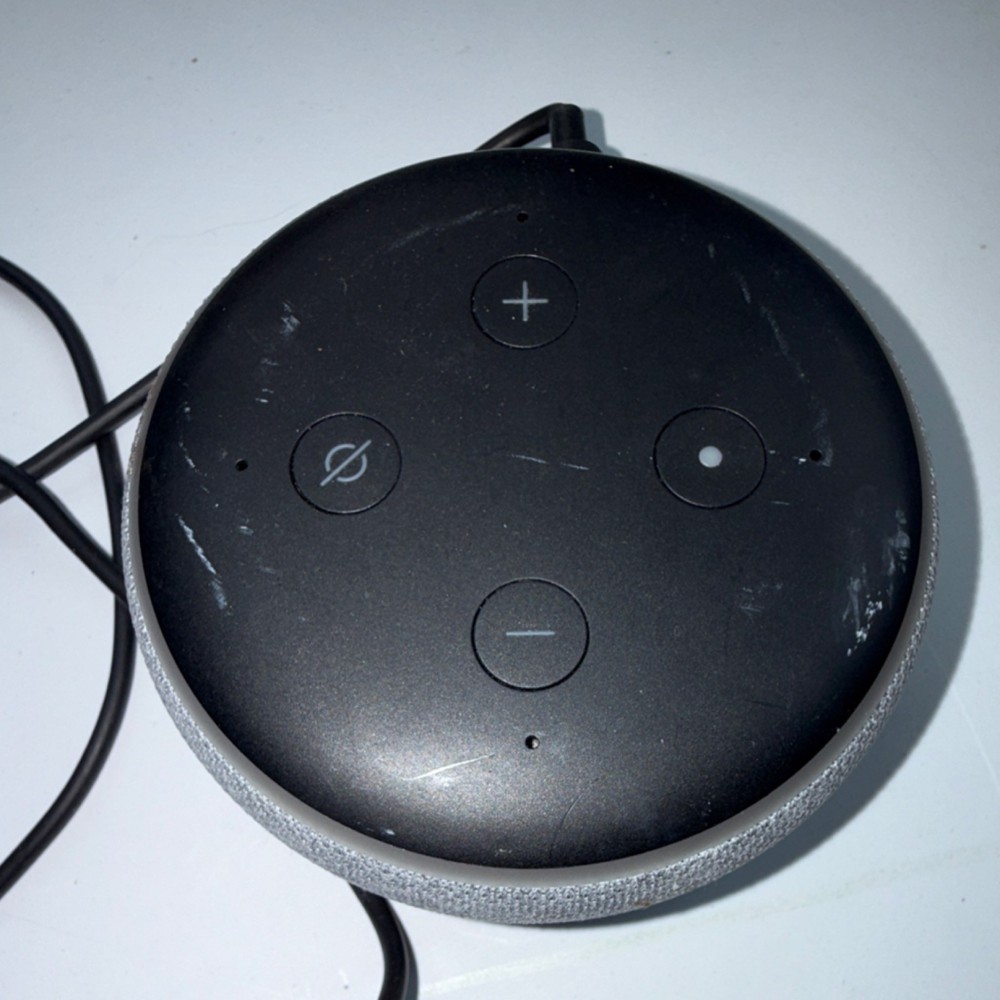 Amazon Echo Dot (3rd Gen) Smart Speaker Alexa Gray Wi-Fi Bluetooth