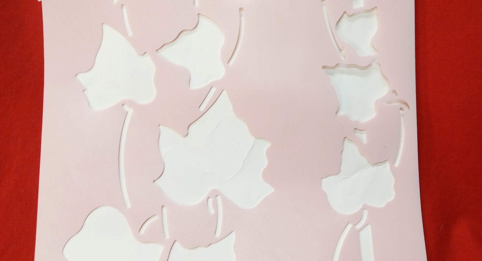 Delta Pre-Cut Decorative Ivy Border Stencil Walls Fabric Furniture Crafts NEW