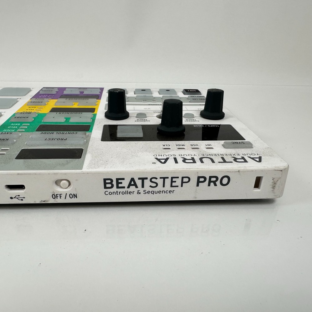 Arturia BeatStep Pro Controller & Sequencer White; AS-IS