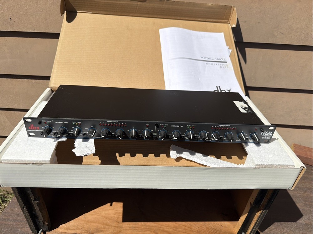 DBX 166XL Compressor Limiter/Gate Effects DSP Processor In Box