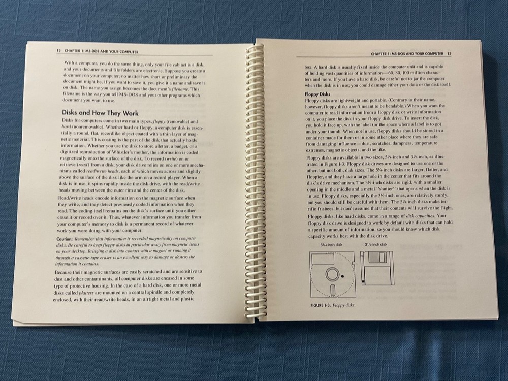 Microsoft The Concise Guide to MS-DOS Operating System Version 5.0 +Floppy Disks