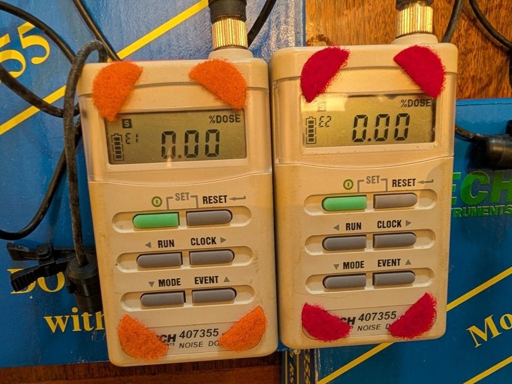 2 - Extech 407355 Datalogger Digital Noise Dosimeter with PC Output & Software