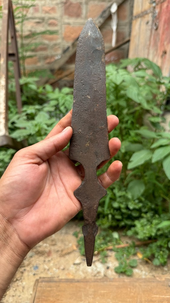 Antique Old Hand Crafted Solid Iron Hunting Spear Dagger Katar Without Handle