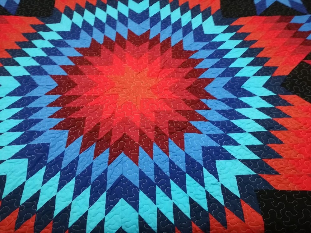 King Size Machine Pieced And quilted Patchwork Quilt #162B