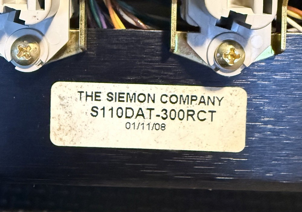SIEMON S110DAT-300RCT pre-wired panel Assembly S110DAT-300RCT