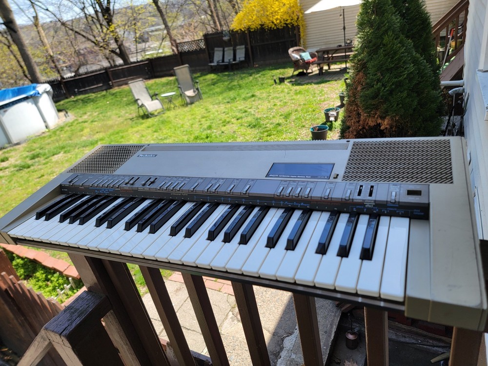 Technics SX-K150 49-Key Electronic Keyboard