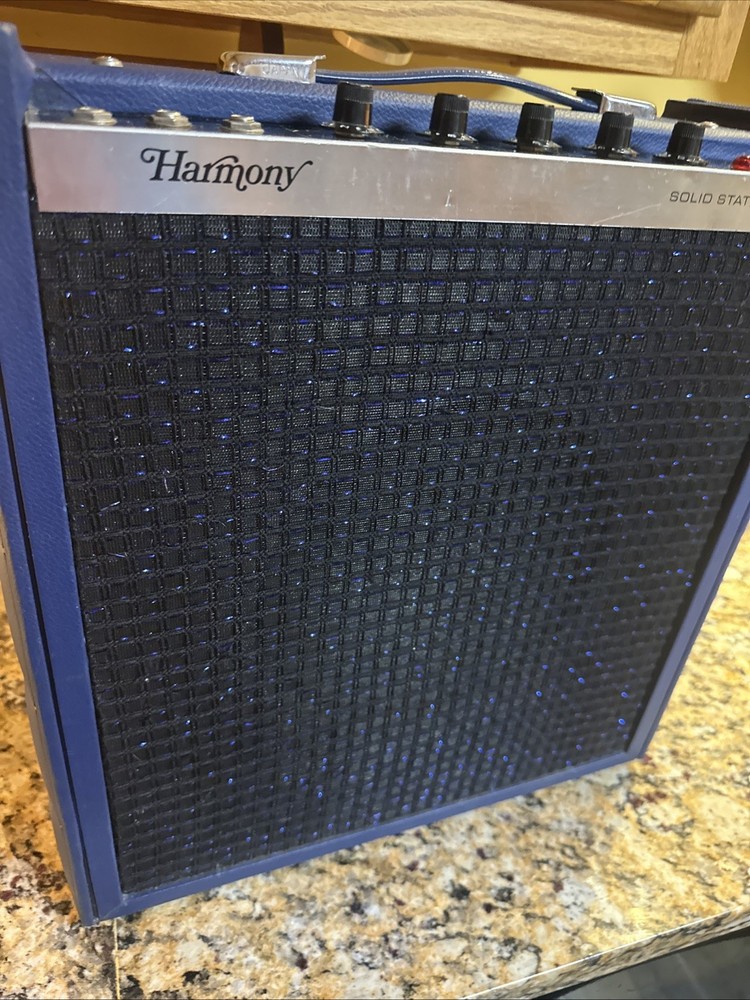 Harmony Solid State Guitar Amplifier Model H1710