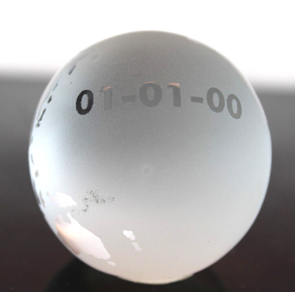 2" Solid Glass Etched Globe 01-01-00 2" Y2K retro