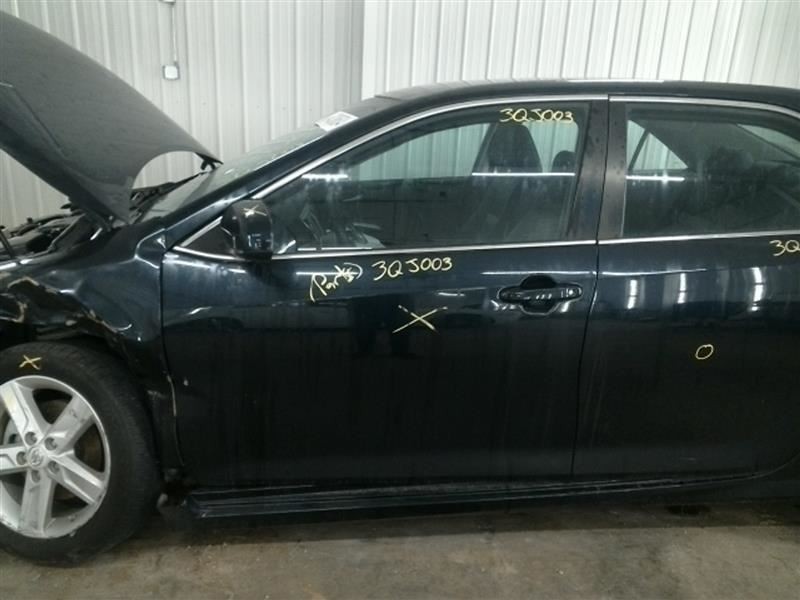 CAMRY 2013 High Mounted Stop Light 104698254