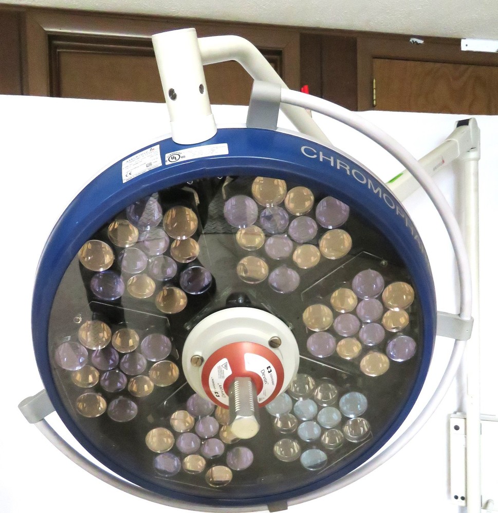 Chromophare E558 Exam Light, Light Emitting Diode, Berchtold Devon FloorStanding