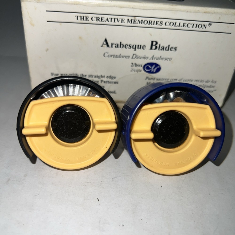 Creative Memories Rotary Cutting System Antique & Arabesque Style Blade Set 2