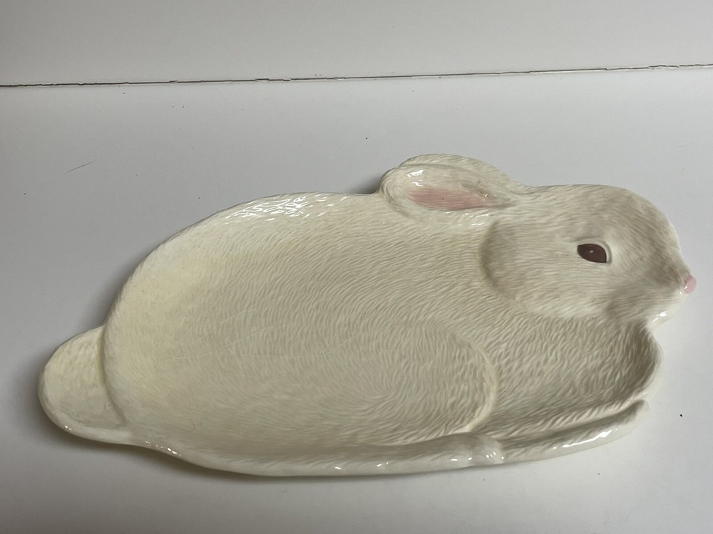 Hallmark Rabbit Plate