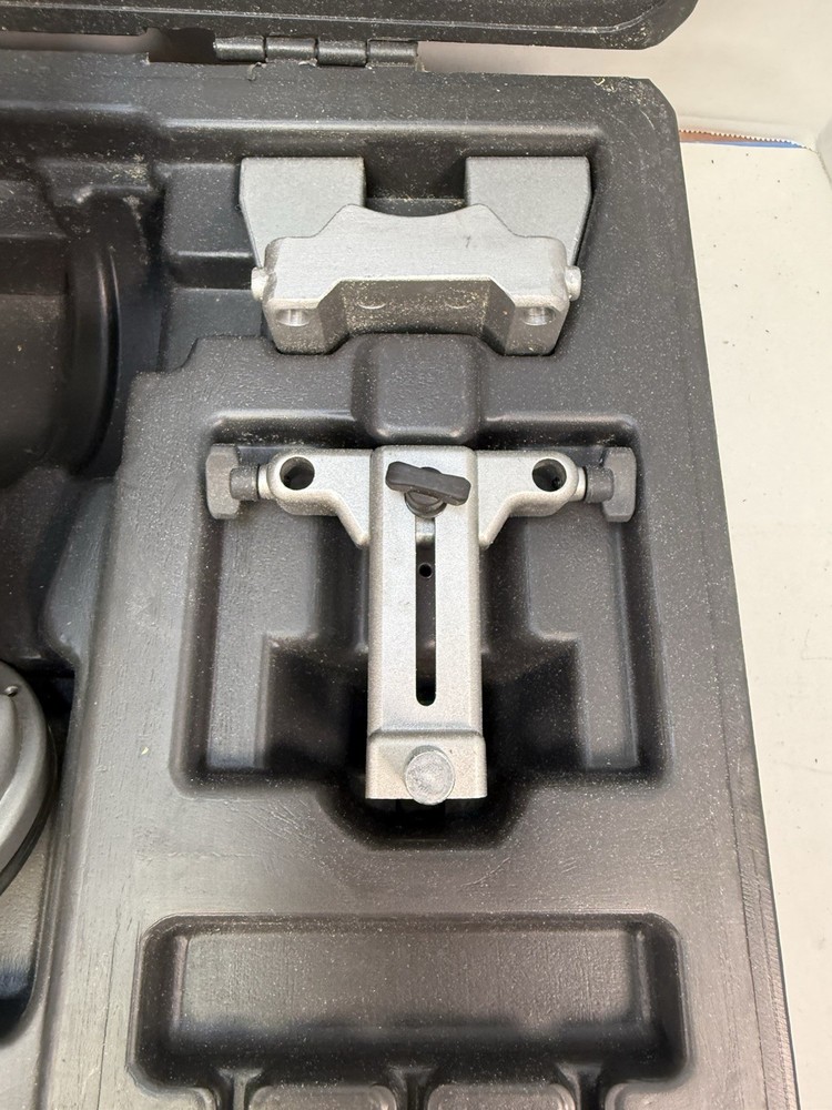 Ridgid R2400 Compact Laminate Trimmer Router Variable Speed W/Case