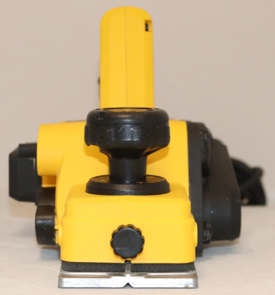 DEWALT PLANER D26676