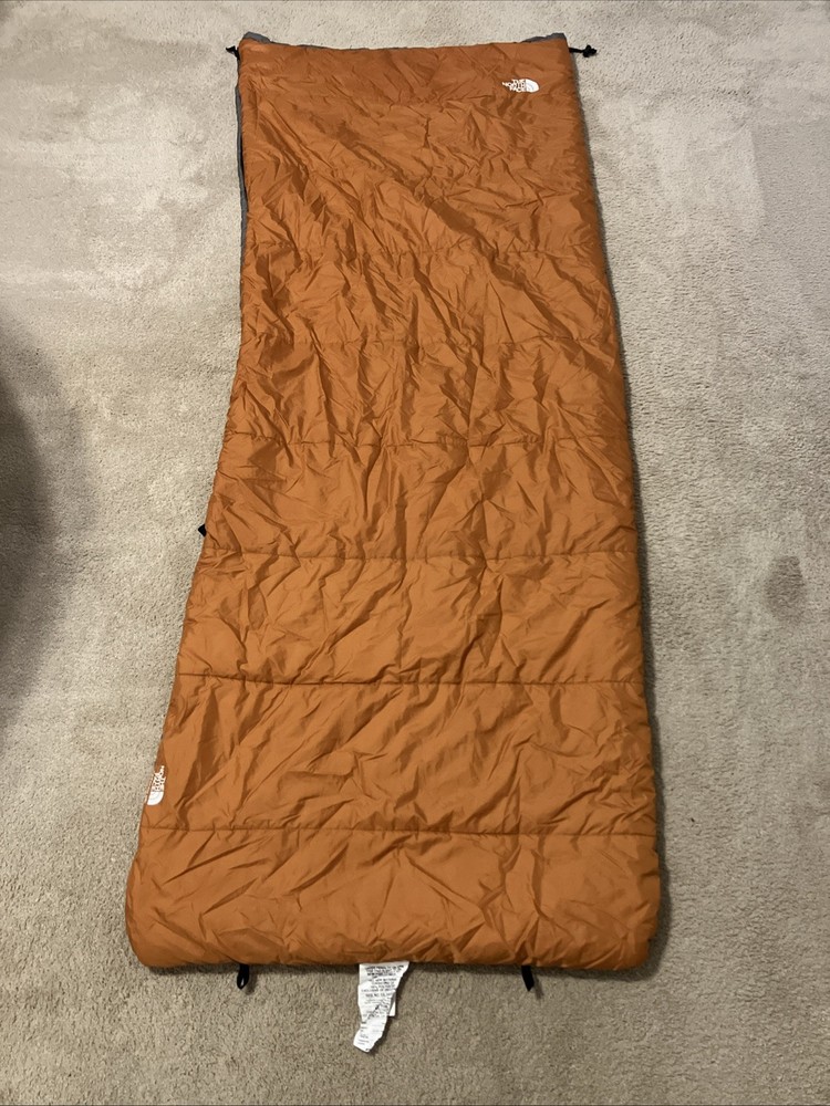 The North Face Wasatch 45F/ 7C Sleeping Bag Orange REG-RH Rectangular Insulated
