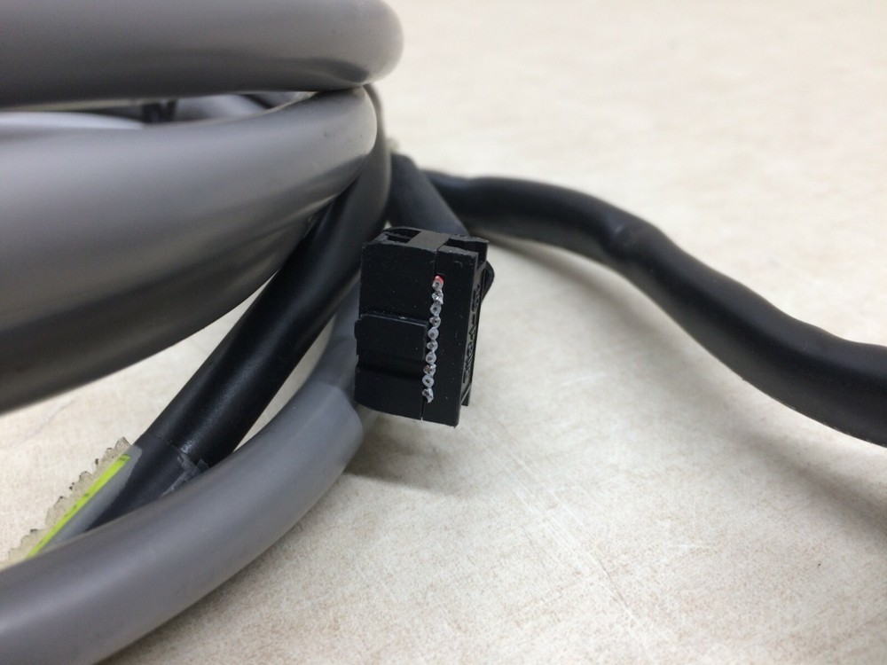 APC 640-4122E EPO Ancillary Interface Module w/ Cords