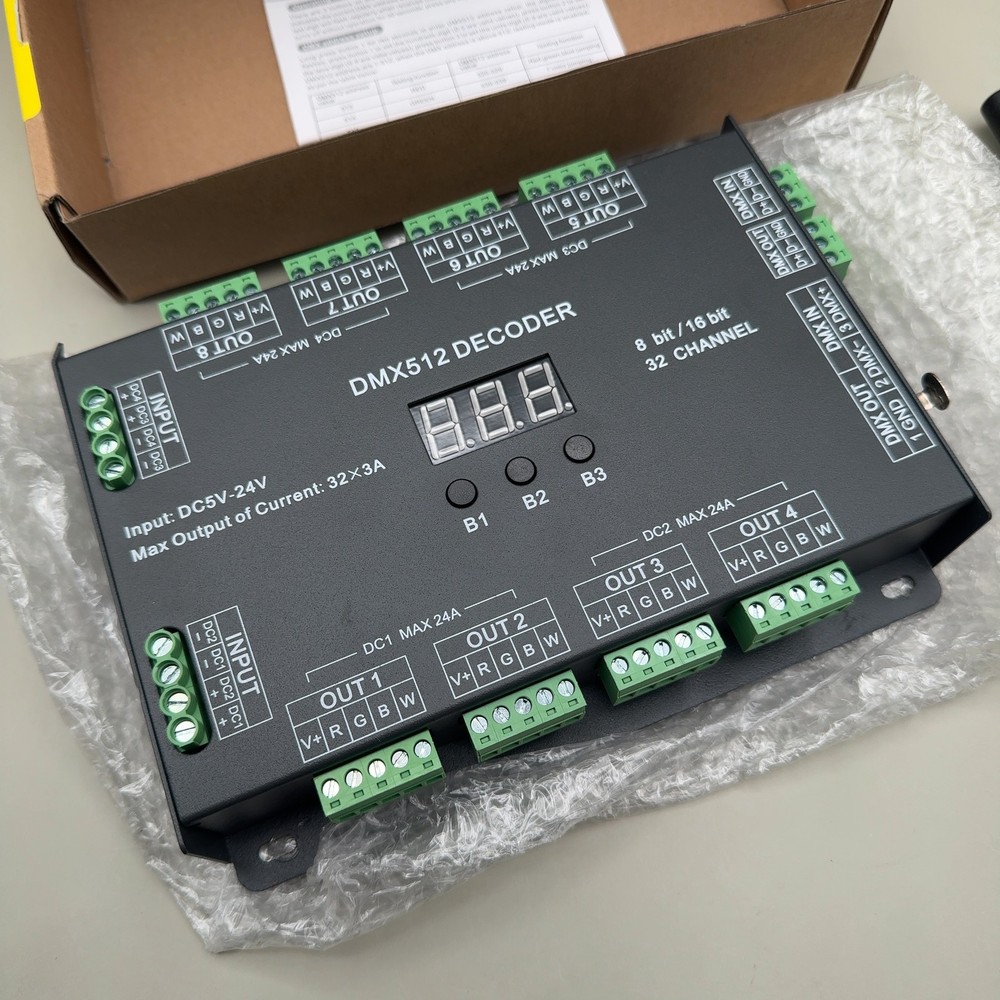 32CH DMX512 RGBW LED Decoder Controller Dimmer DC5-24V 96A 8/16Bit