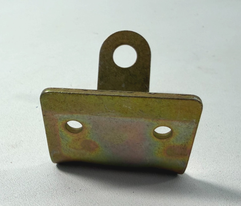 Mallory 4207 Adjustable Fuel Pressure Regulator 3/8" NPT Threads NOS w/ Bracket