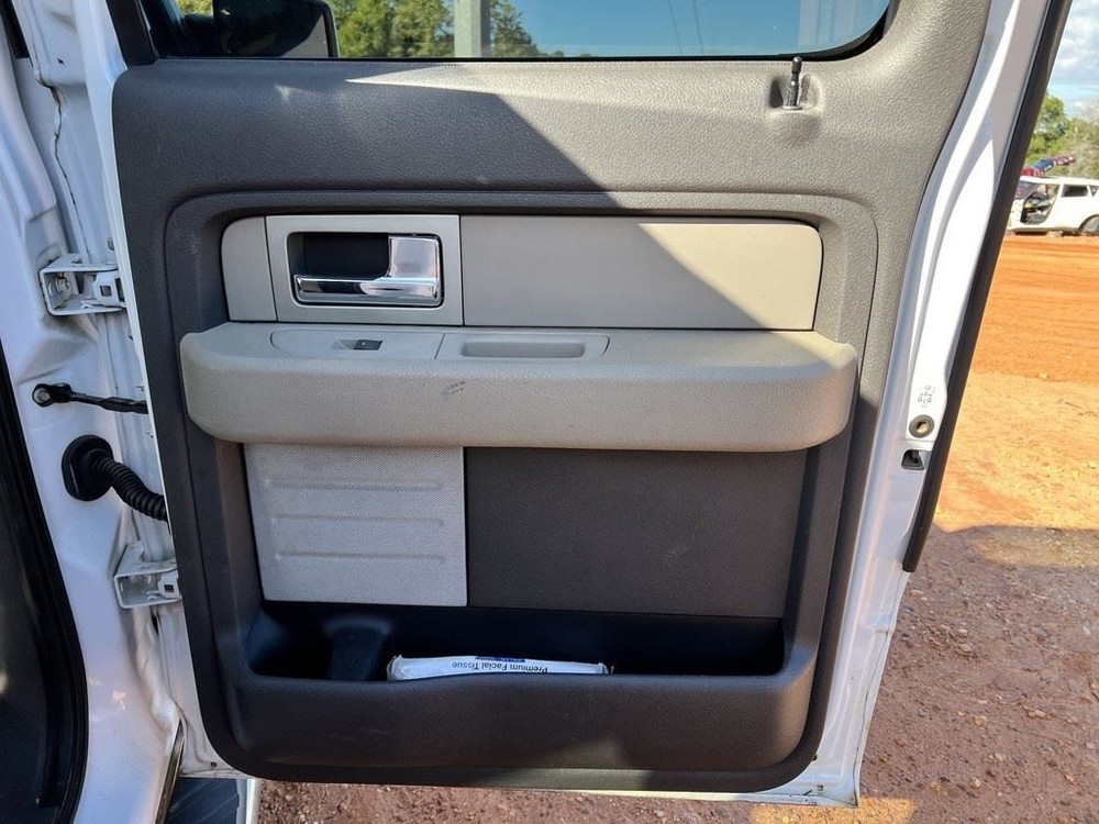 F150 2010 High Mounted Stop Light 104752687