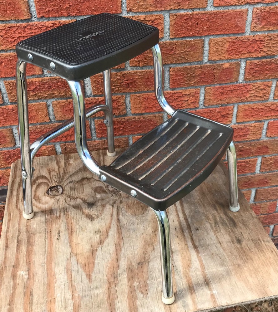 VINTAGE GRISWOLD TWO STEP STOOL