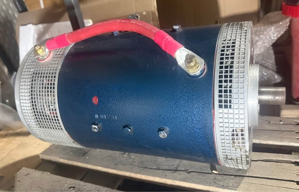 Netgain Warp 9 Motor -  Never used, excellent condition.