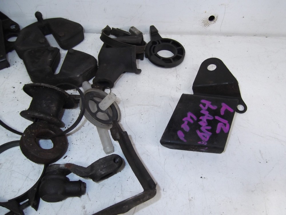 SUZUKI GSF400 BANDIT BRACKETS AND BITS
