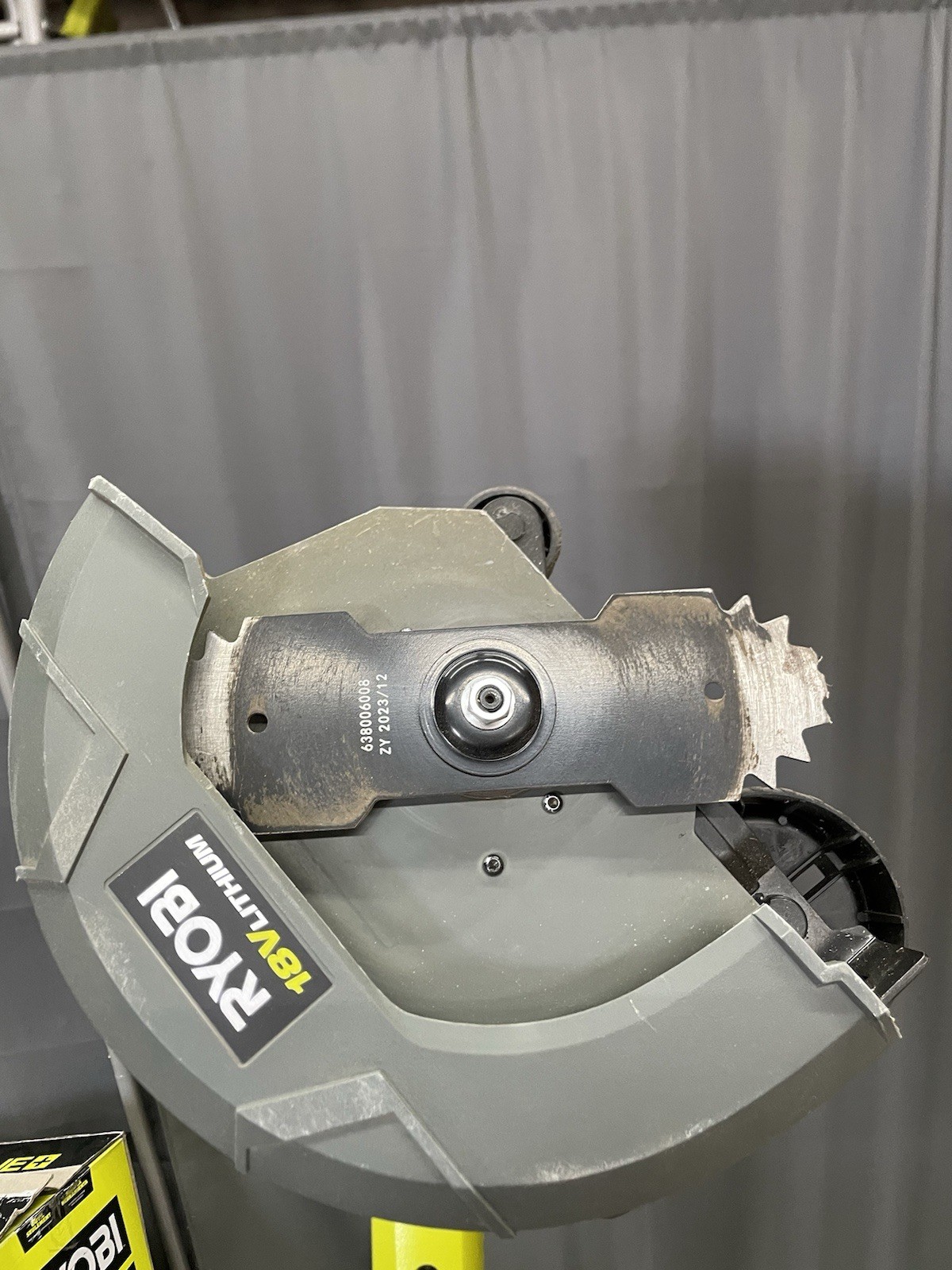 Ryobi P2300A 18-Volt Lithium-Ion Cordless Edger (Tool-Only)USED